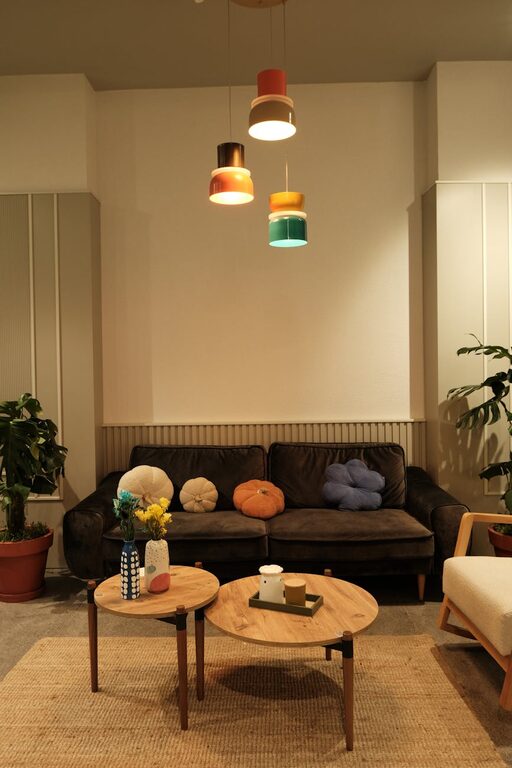 Tips for Creating a Cozy and Inviting Living Room Space